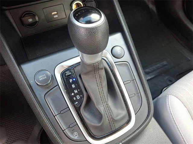 2023 Hyundai Kona SEL photo 22