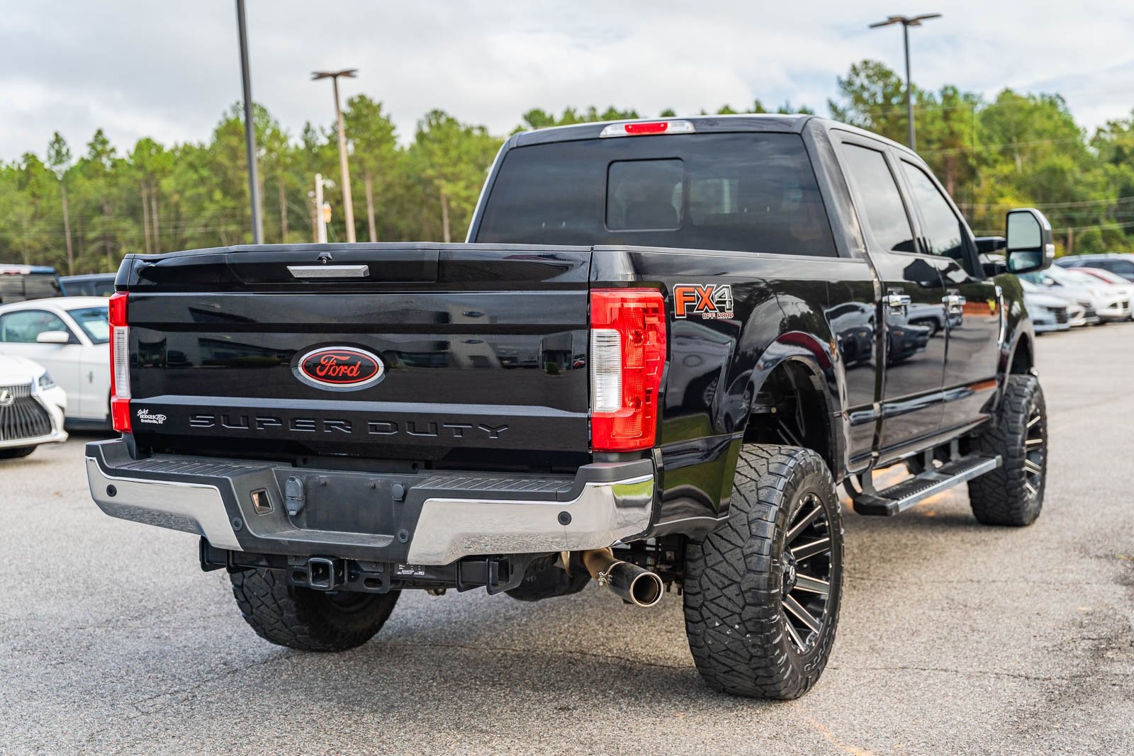 2019 Ford F-250 XLT photo 7