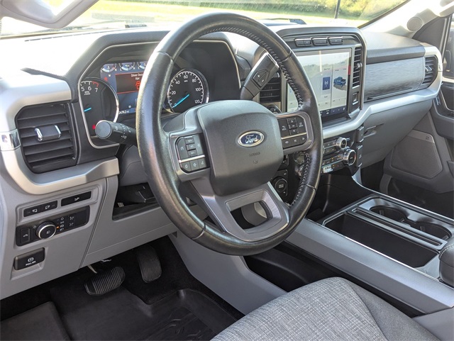 2022 Ford F-150 XLT photo 2