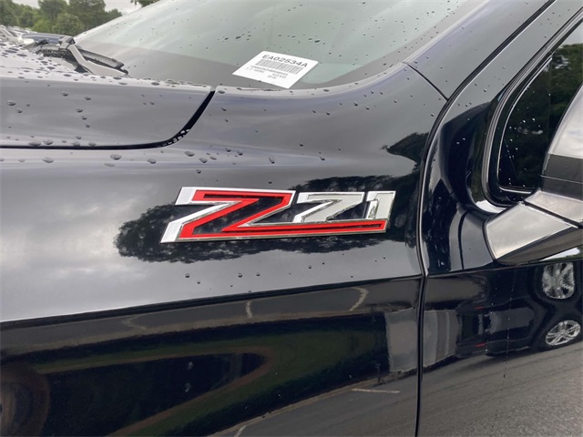 2021 Chevrolet Suburban Z71 photo 12