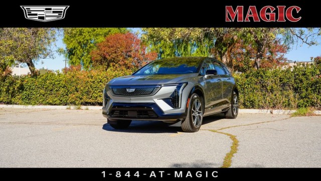 2026 Cadillac OPTIQ Premium Sport's photo