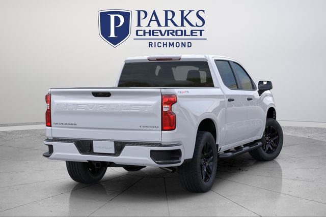 2025 Chevrolet Silverado 1500 Custom photo 4