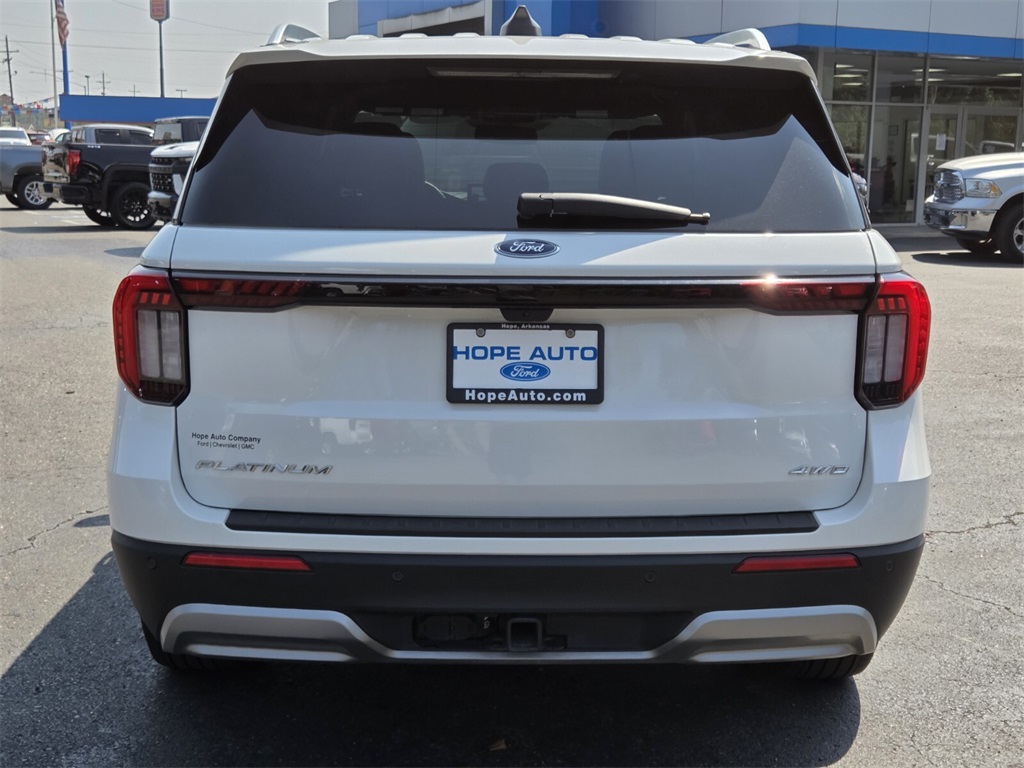 2025 Ford Explorer Platinum photo 2