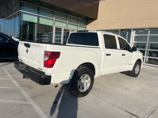 2021 Nissan Titan S photo 4
