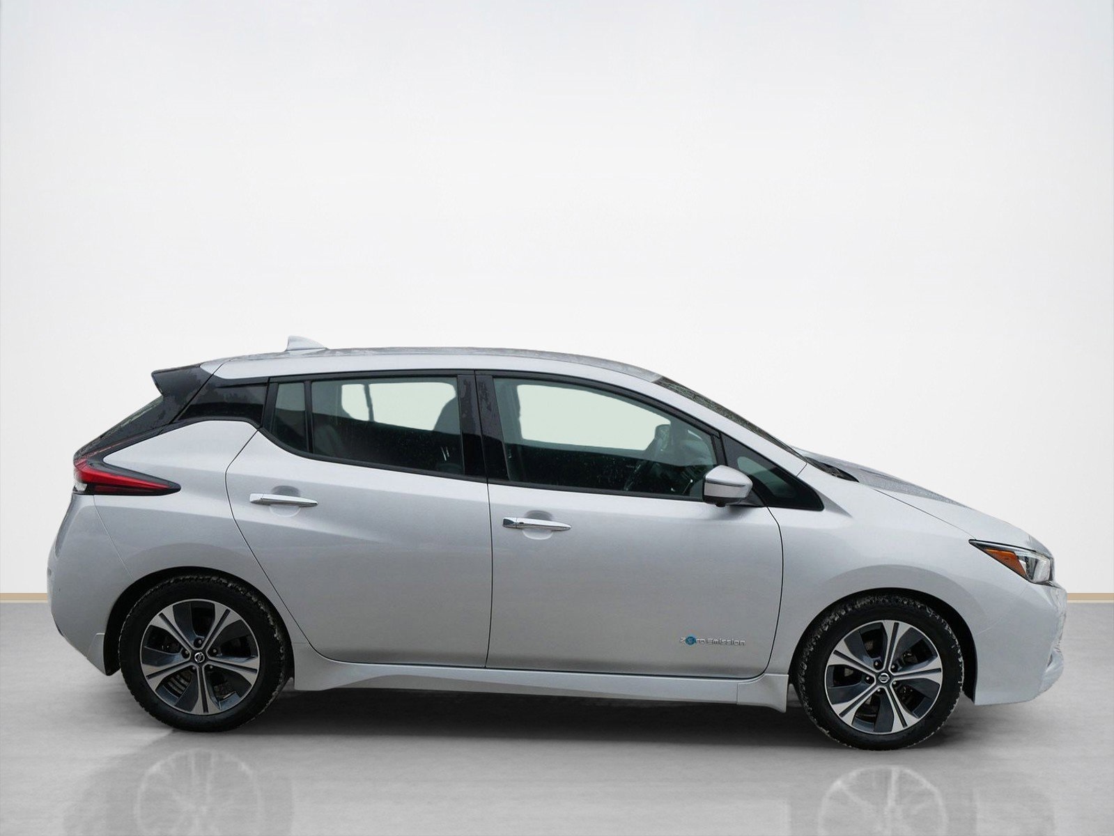 Certified 2019 Nissan Leaf SL with VIN 1N4AZ1CP3KC304777 for sale in Maplewood, MN