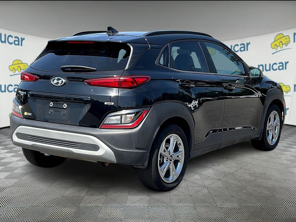 2023 Hyundai Kona SEL photo 6
