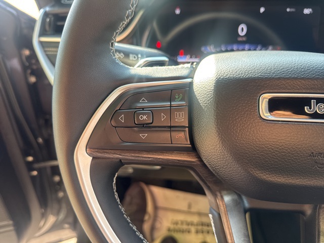 2025 Jeep Grand Cherokee Limited photo 21
