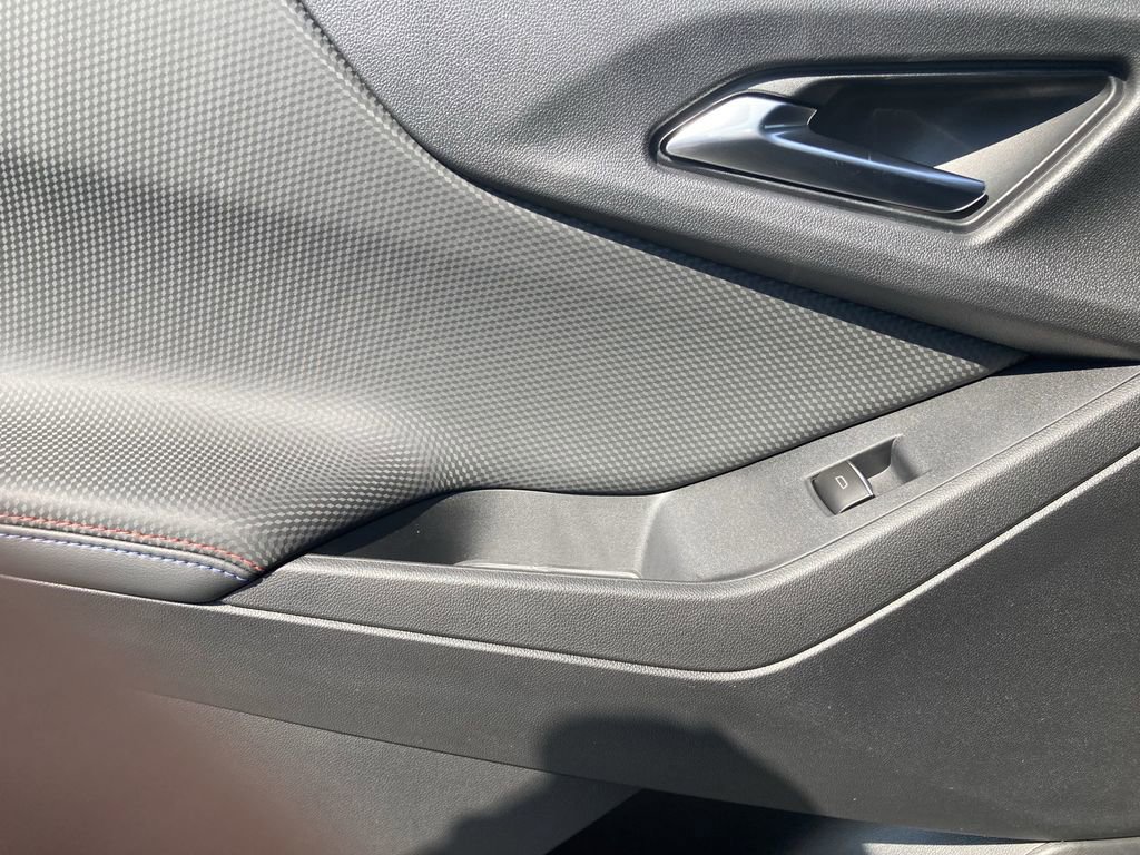 2026 Chevrolet Equinox RS photo 11