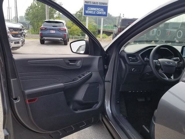 2025 Ford Escape Active photo 12