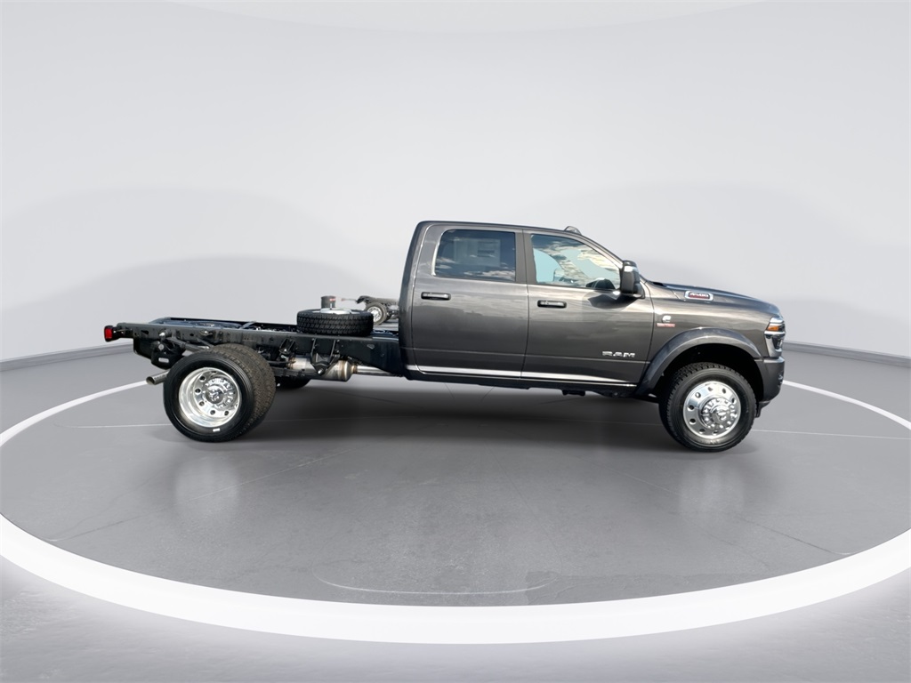 2026 Ram 4500 Tradesman photo 9