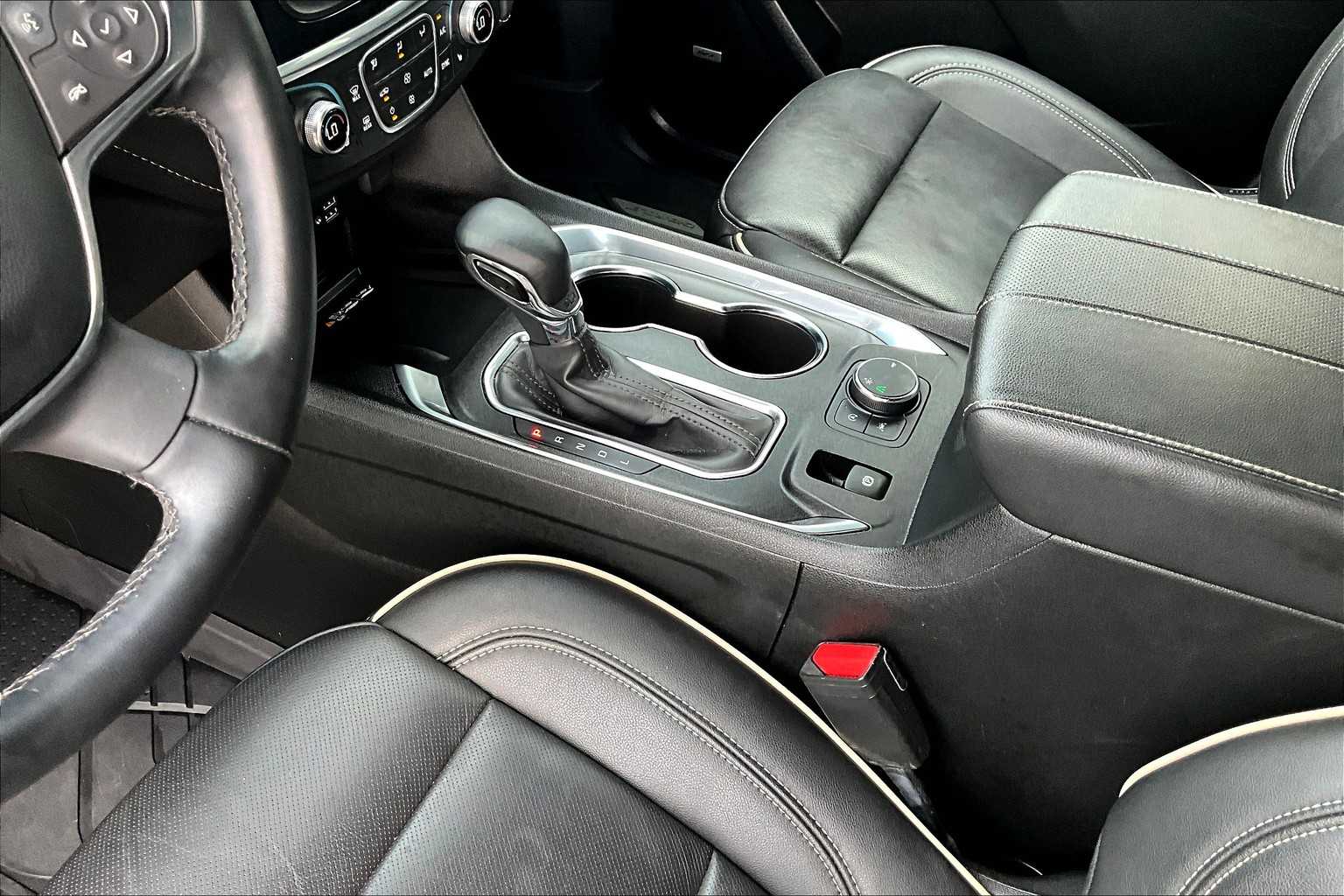 2023 Chevrolet Traverse Premier photo 11