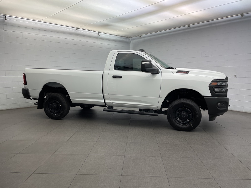 2026 Ram 2500 Tradesman photo 2