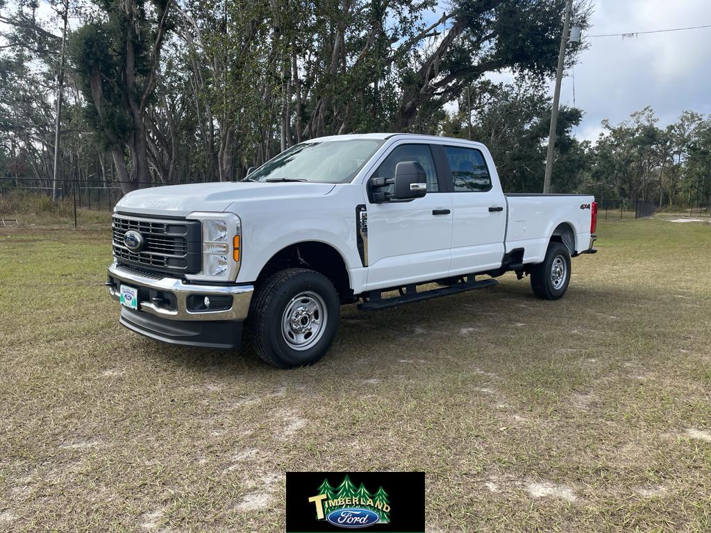 2026 Ford F-250 Super Duty XL's photo