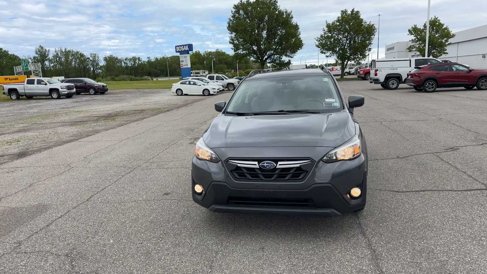 2023 Subaru Crosstrek Premium photo 2