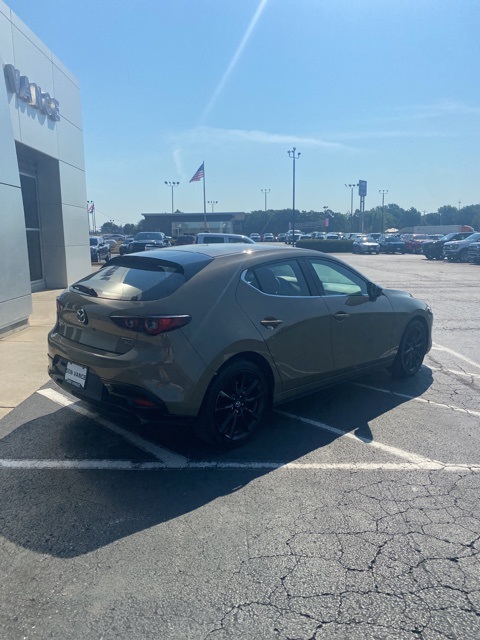 2024 Mazda Mazda3 2.5 Carbon Turbo photo 3