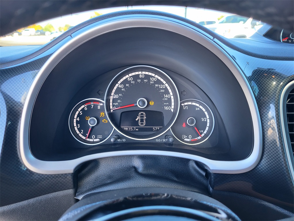 2014 Volkswagen Beetle R-Line photo 11