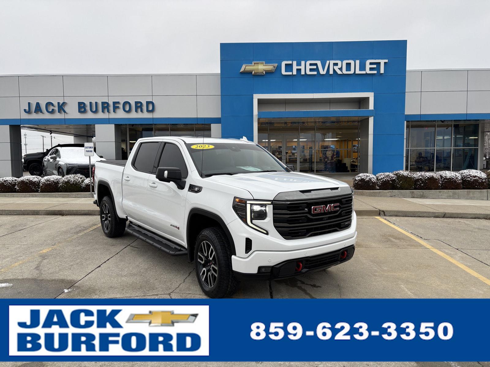 2023 GMC Sierra 1500 AT4's photo