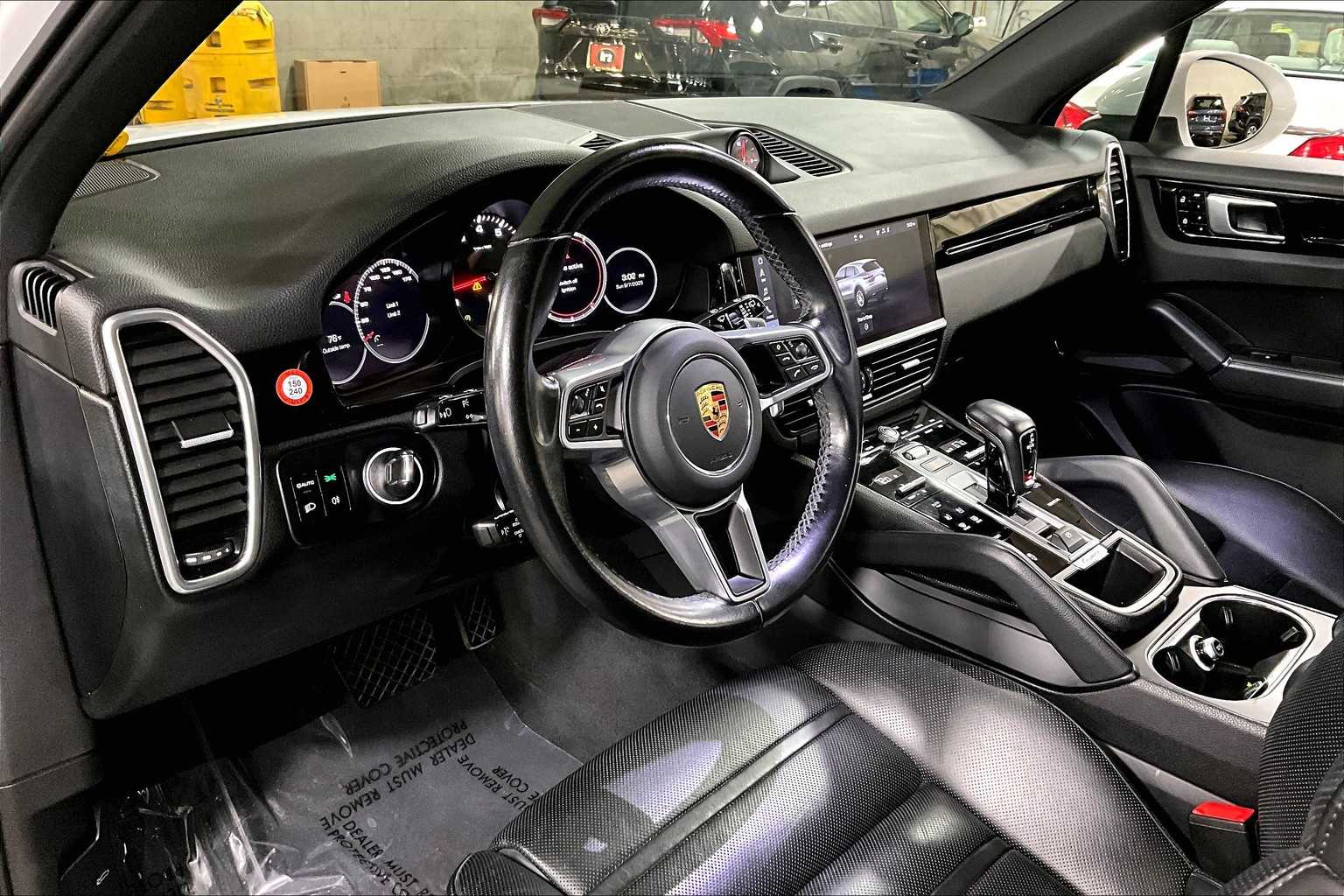2020 Porsche Cayenne photo 15