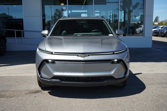 2026 Chevrolet Equinox EV 1LT photo 3