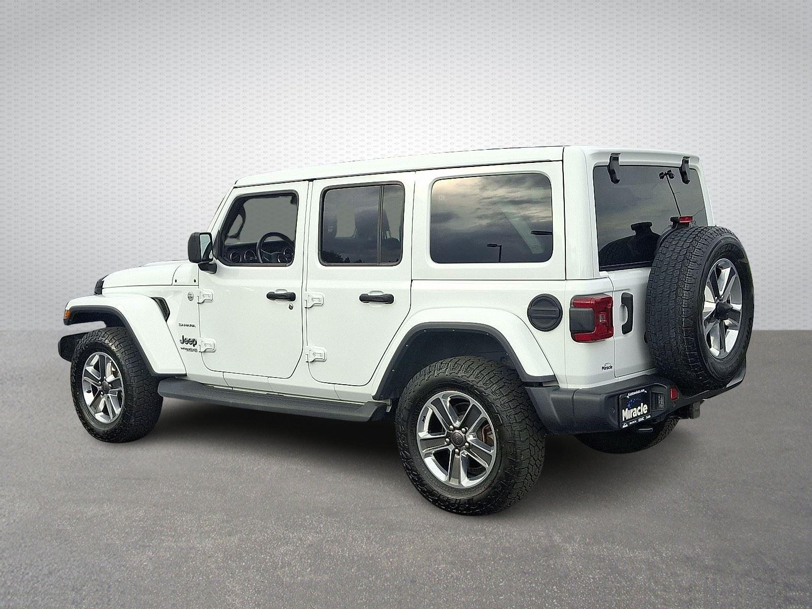 2022 Jeep Wrangler Unlimited Sahara photo 4