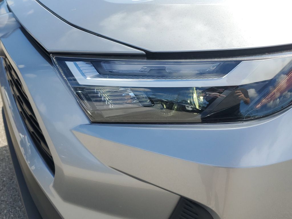 2025 Toyota RAV4 LE photo 10