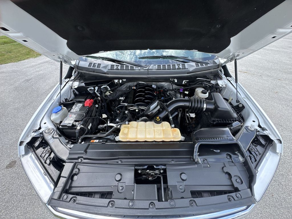 2018 Ford F-150 XLT photo 17
