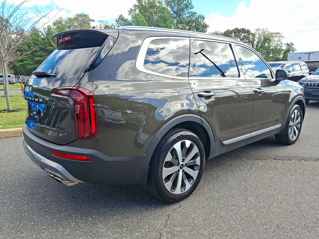 2022 Kia Telluride S photo 4
