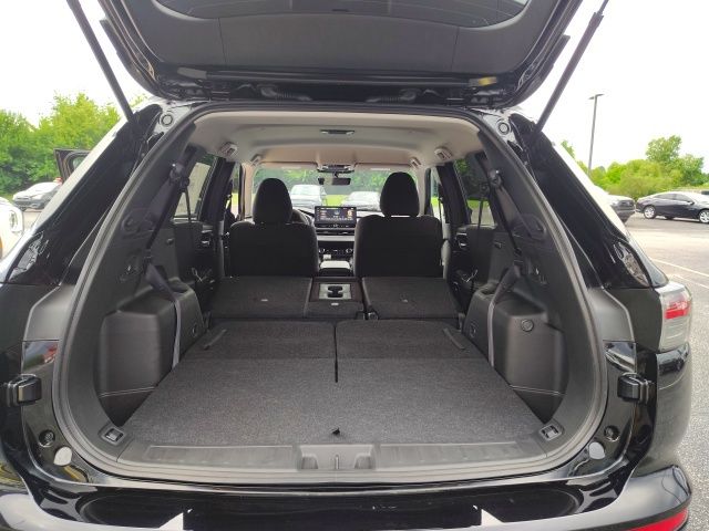 2025 Mitsubishi Outlander ES photo 27