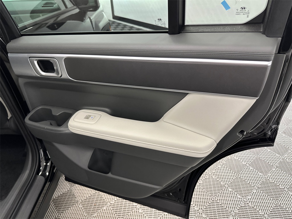 2026 Hyundai Santa Fe SEL photo 16