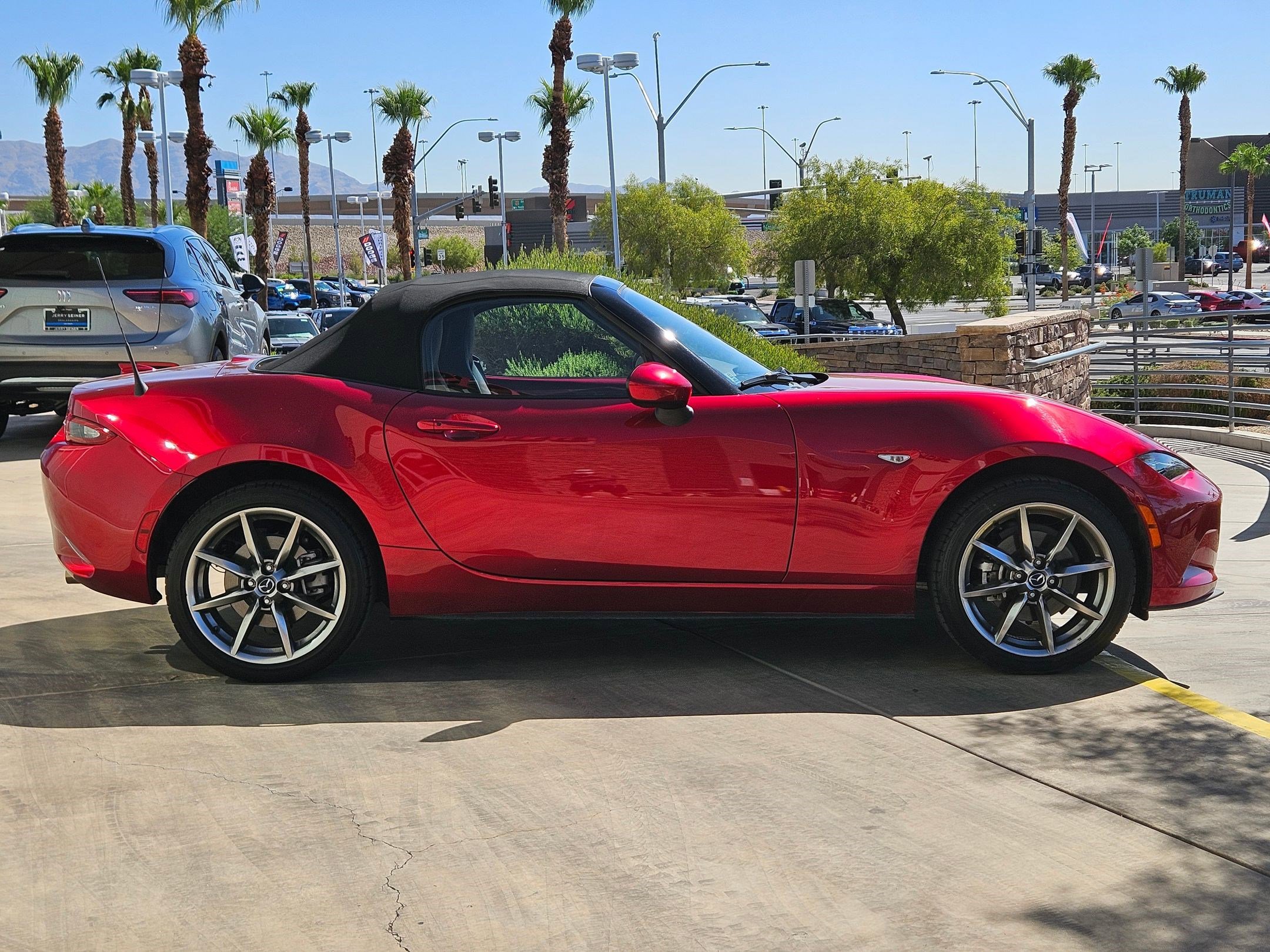 2023 Mazda MX-5 Miata Miata Grand Touring photo 6