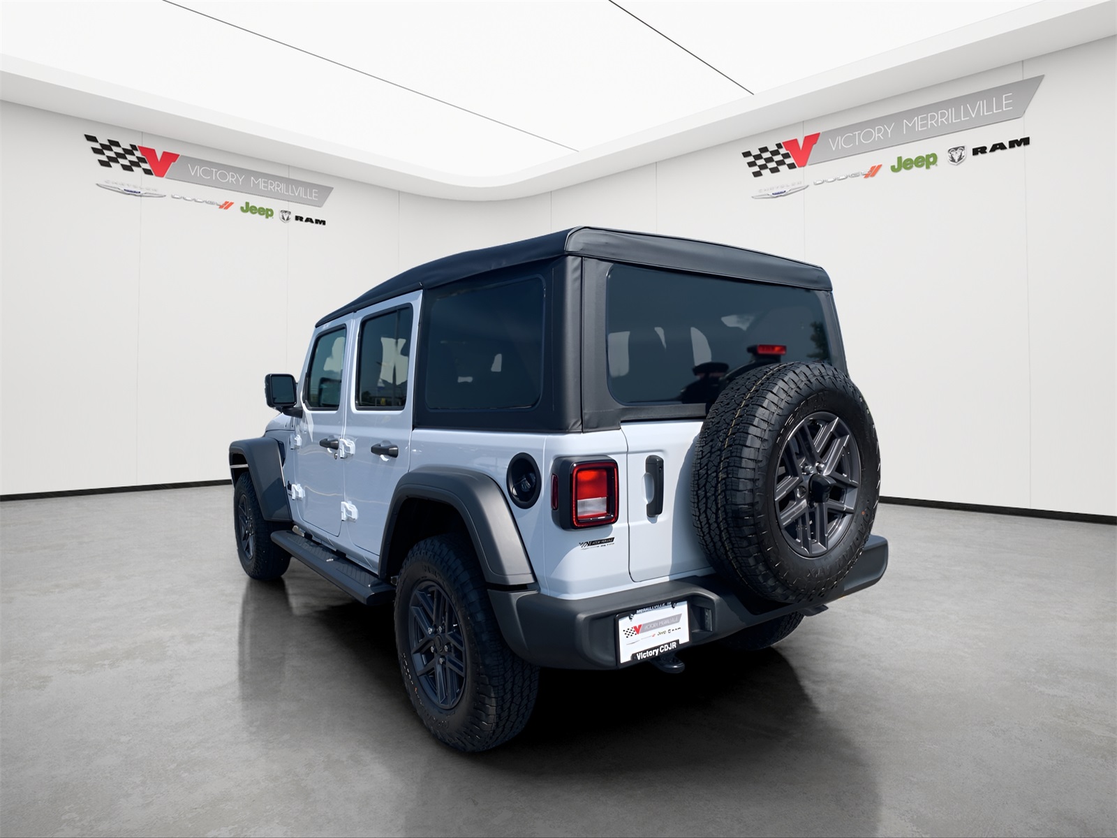 2025 Jeep Wrangler Sport S photo 3