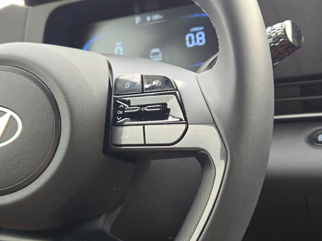 2025 Hyundai Elantra SEL Sport photo 27