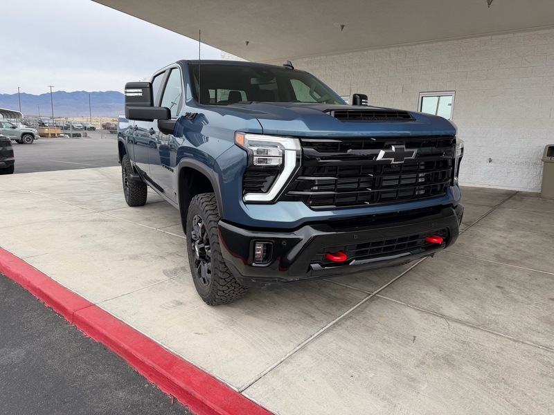 2026 Chevrolet Silverado 2500HD LT's photo