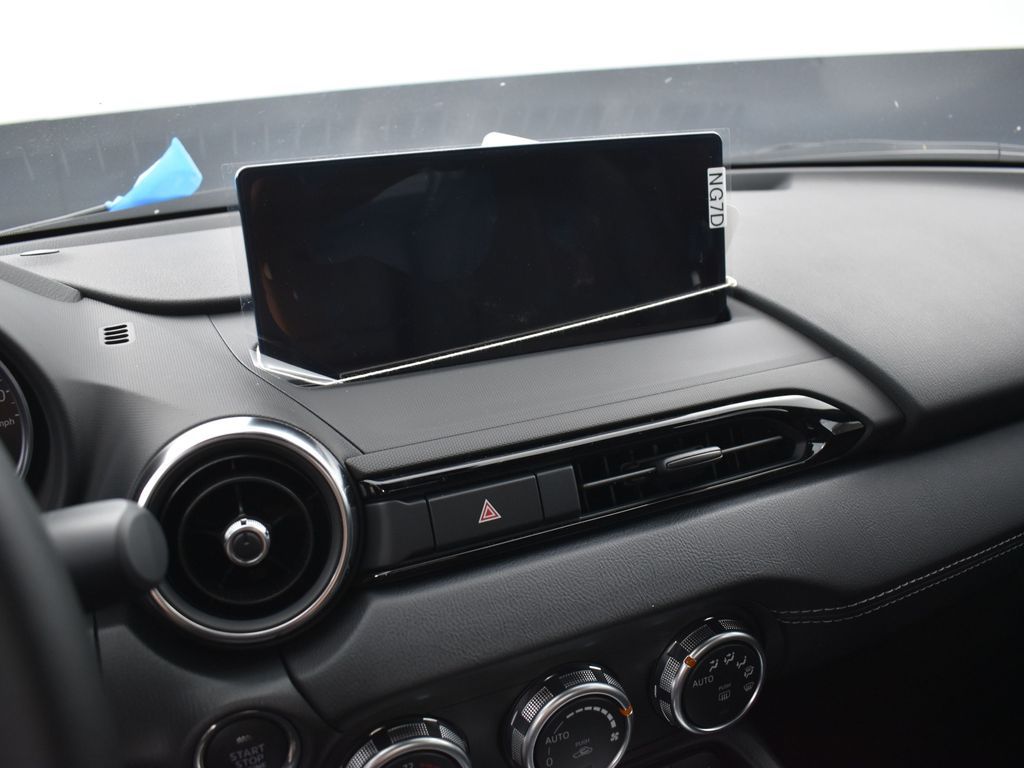 2025 Mazda MX-5 Miata Miata Grand Touring photo 16