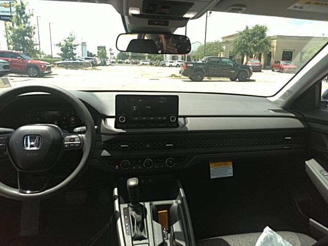 2025 Honda Accord SE photo 3