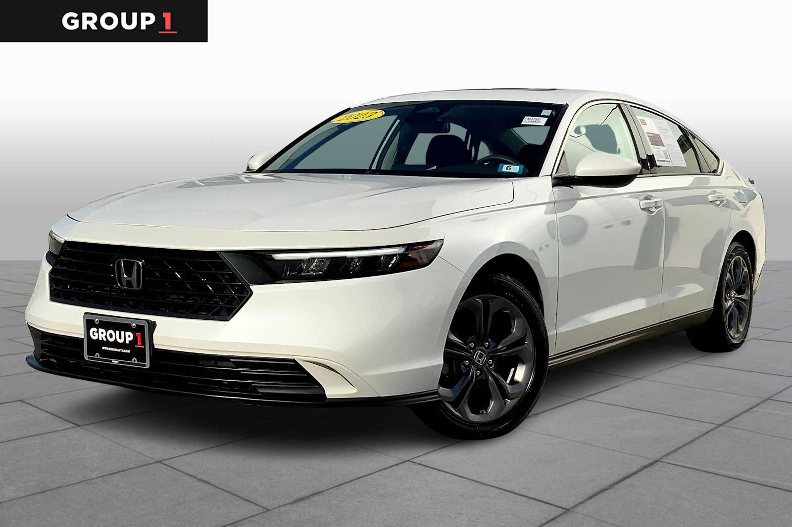 2023 Honda Accord EX's photo