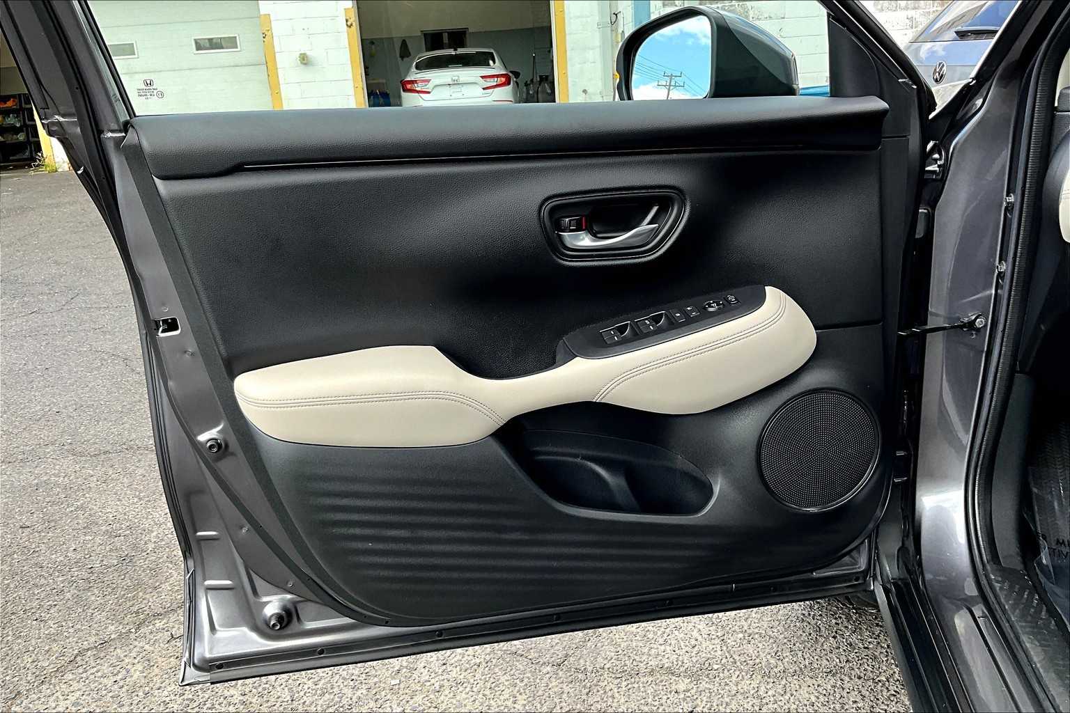 2023 Honda HR-V LX photo 20