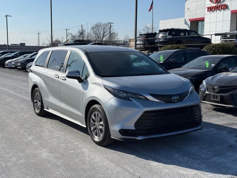2025 Toyota Sienna