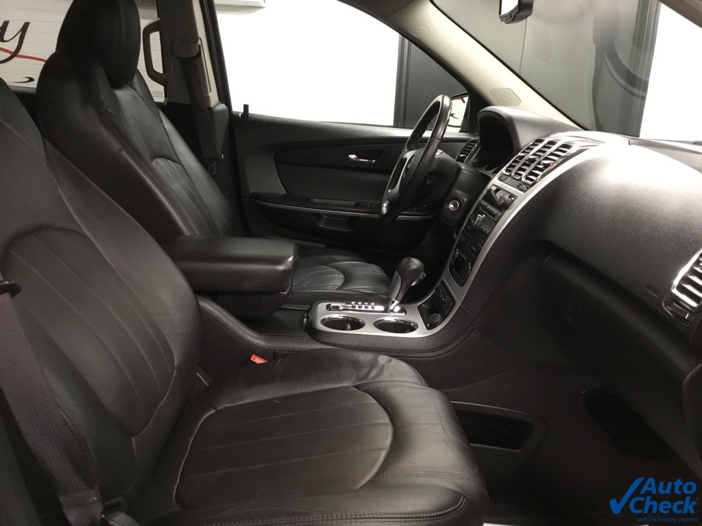 2010 Gmc Acadia photo 35