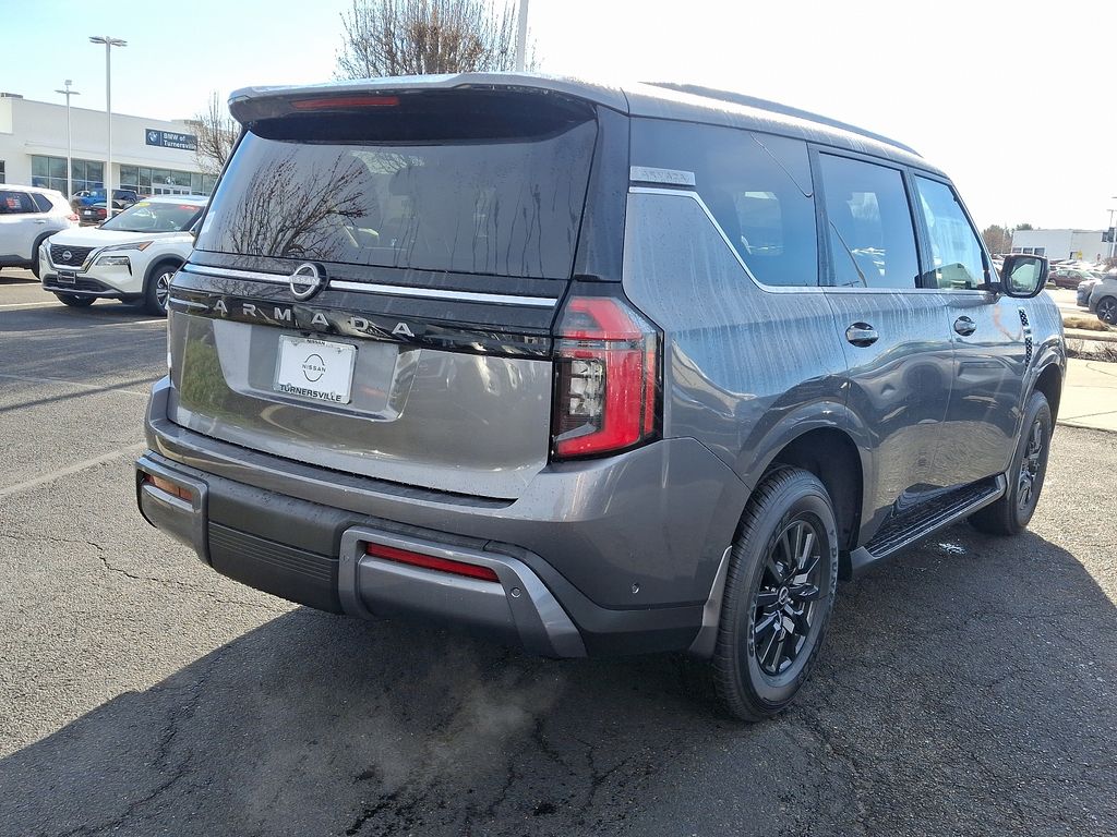 2025 Nissan Armada SV photo 4