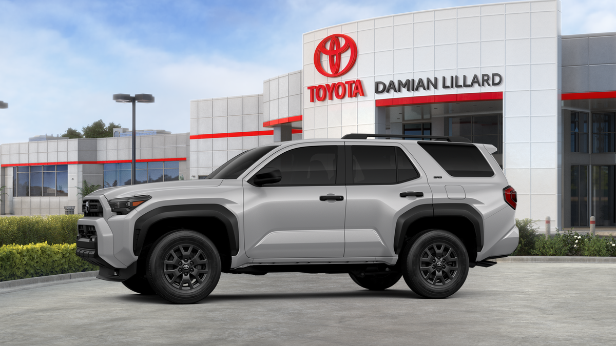 2025 Toyota 4Runner SR5 photo 2