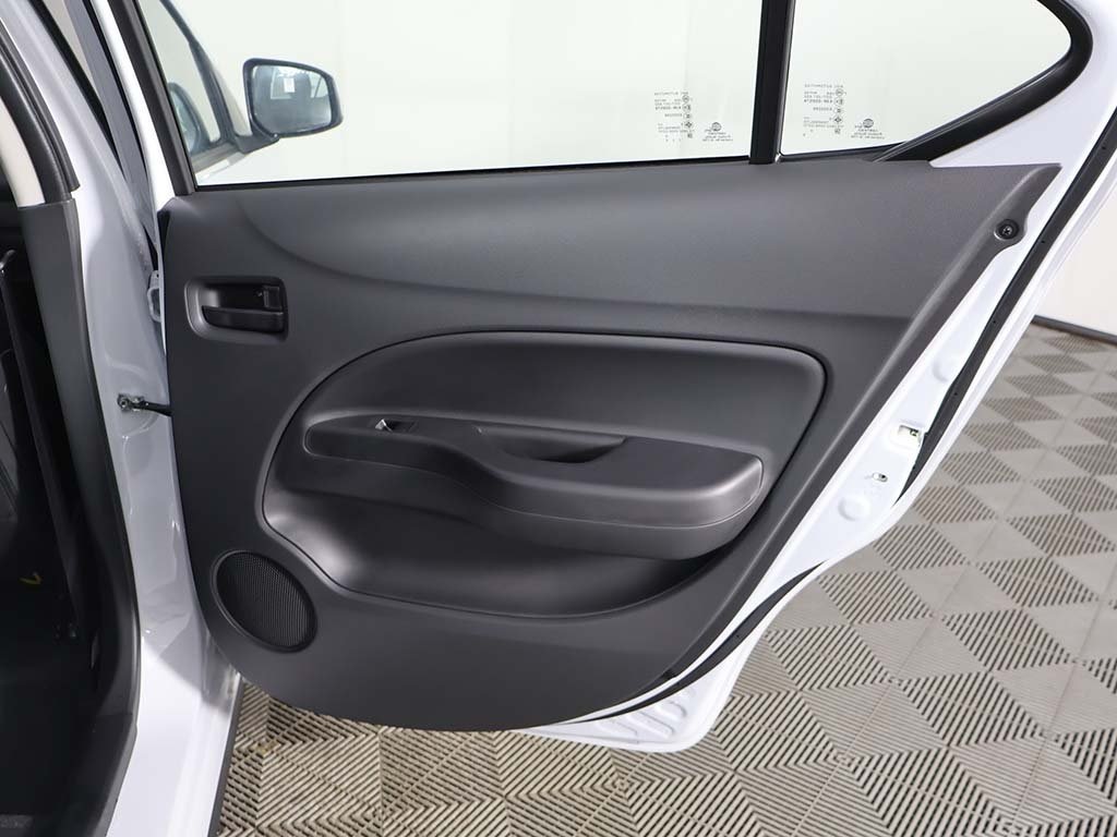 2024 Mitsubishi Mirage G4 ES photo 21