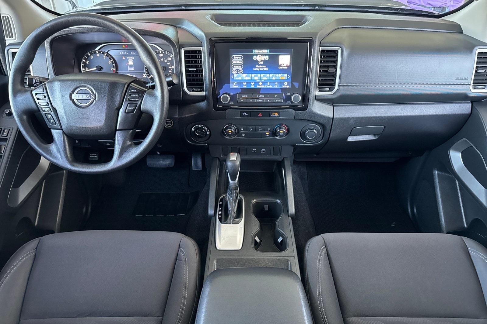 2023 Nissan Frontier Crew Cab SV photo 3