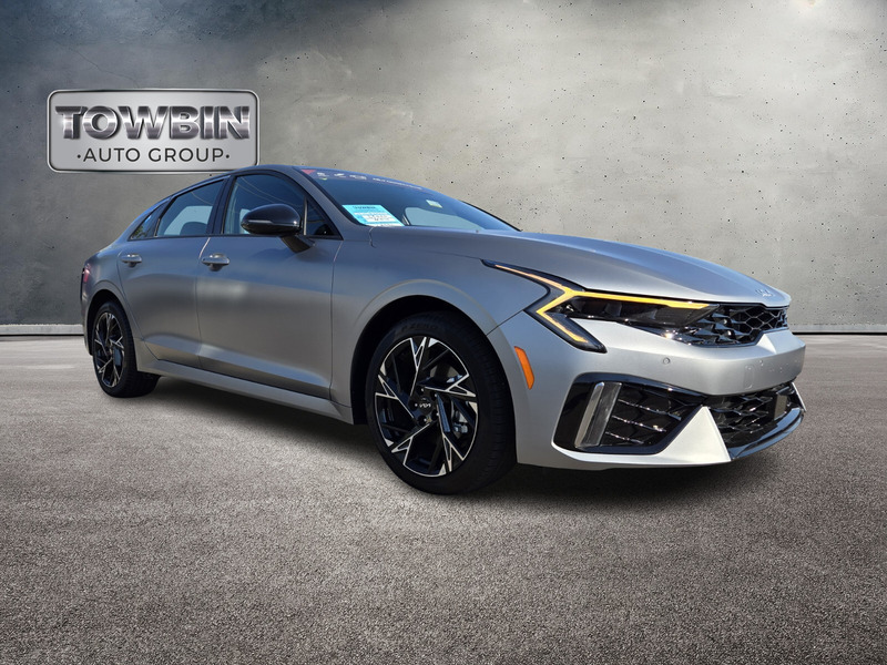 2025 Kia K5 GT-Line photo 2