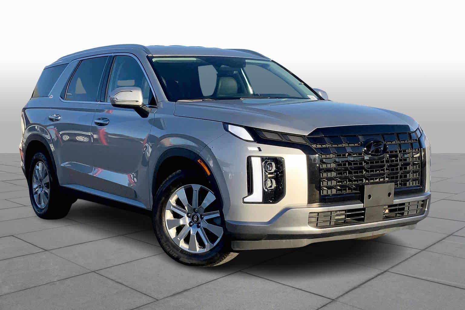 2023 Hyundai Palisade SEL photo 2