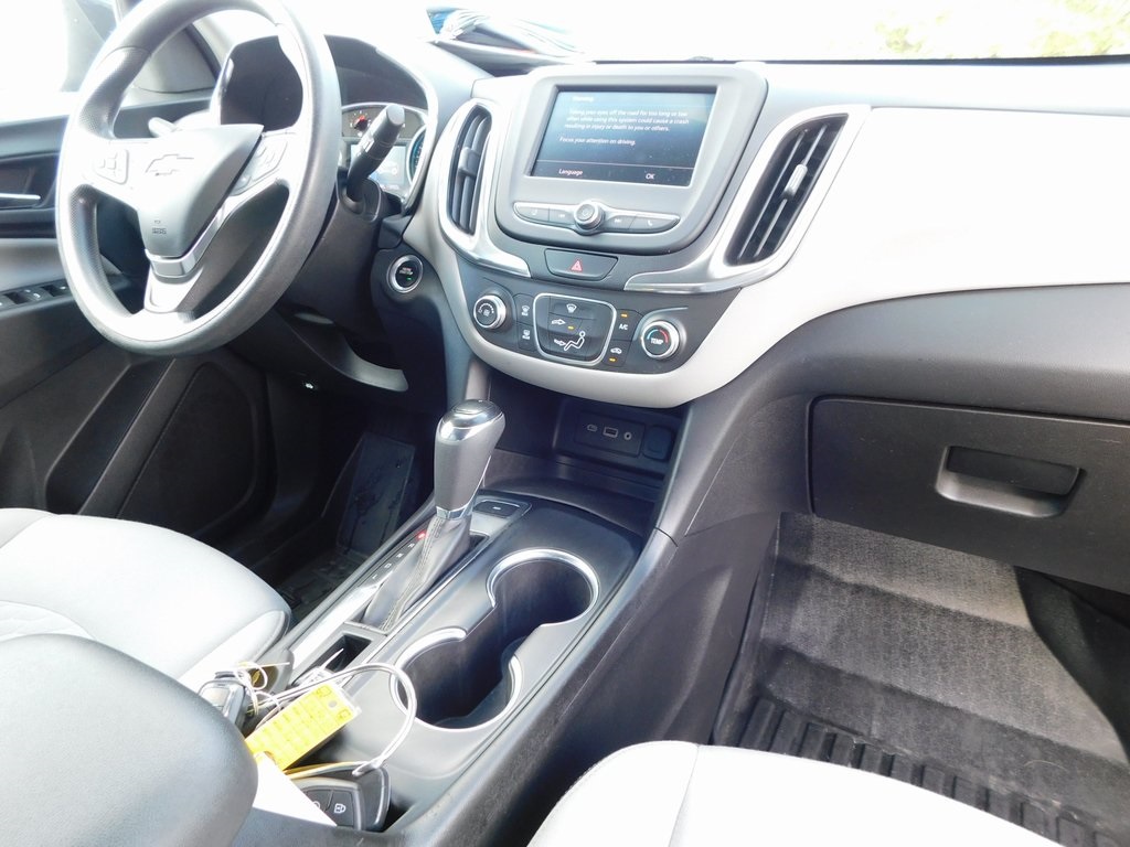 2020 Chevrolet Equinox LT photo 15