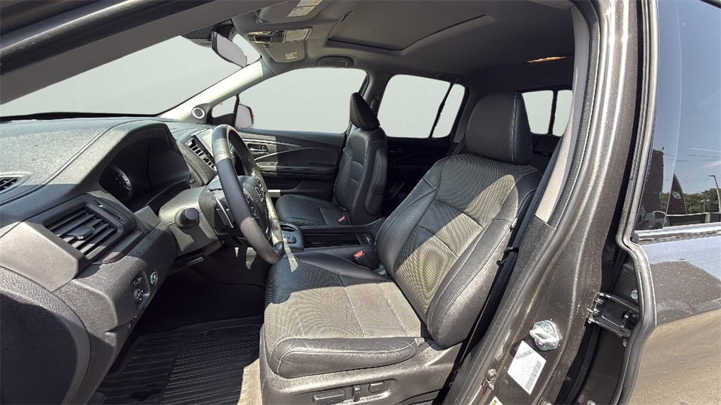 2023 Honda Ridgeline RTL-E photo 12