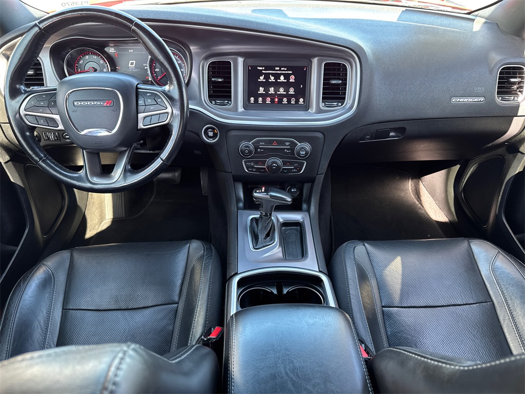 2021 Dodge Charger SXT photo 18