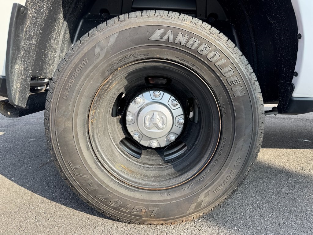 2022 Ram 3500 Tradesman photo 11