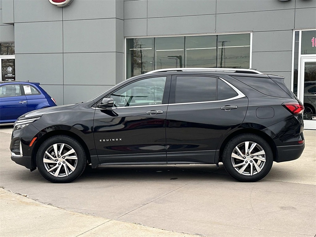 2022 Chevrolet Equinox Premier photo 2